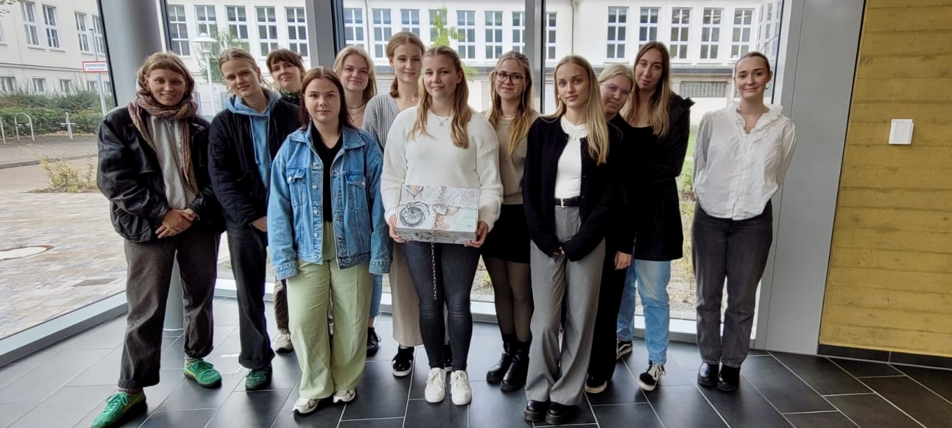 Neuer Hebammenjahrgang 24_02 Neuer Hebammenjahrgang 24_02